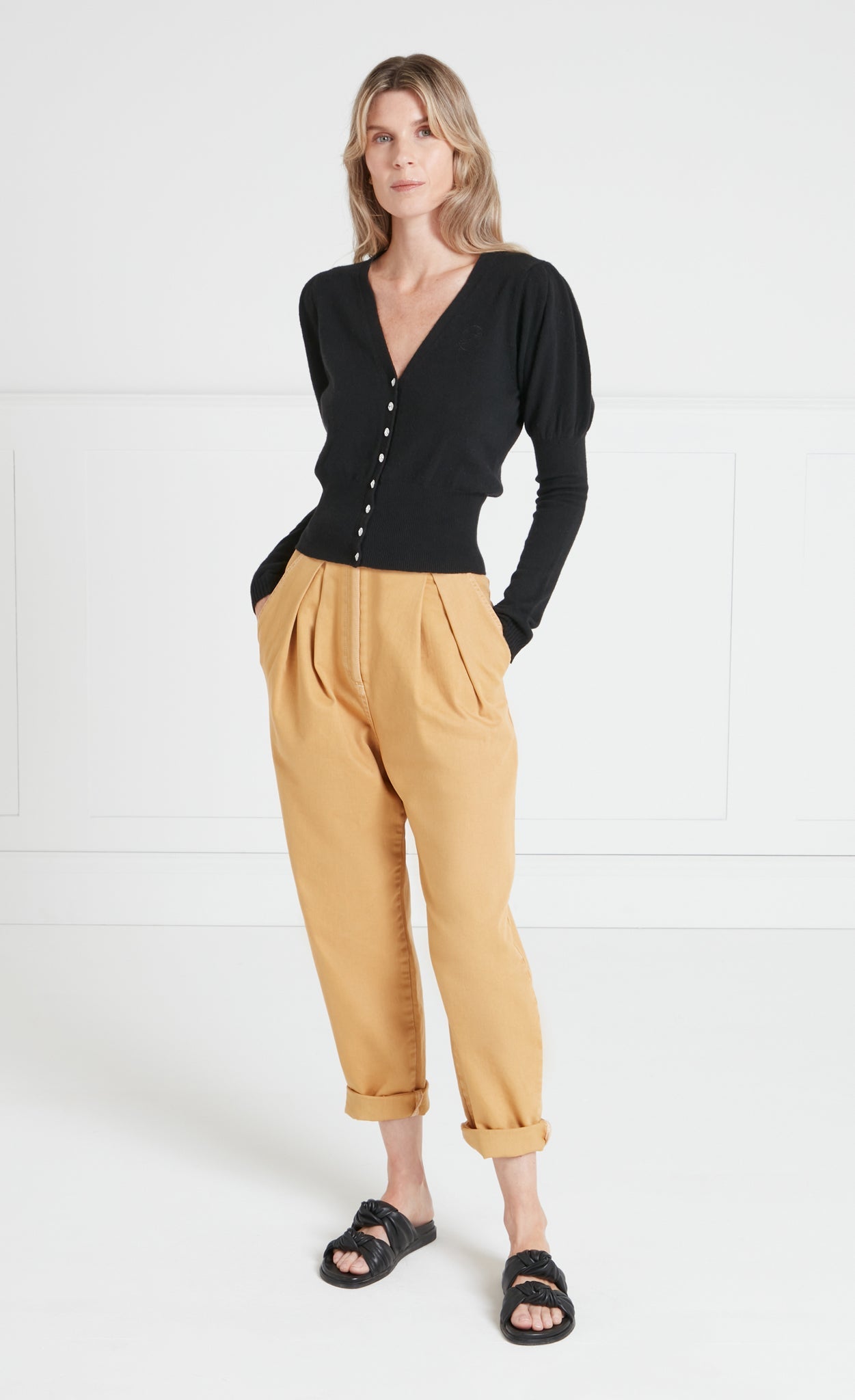 Tonal T-Logo Cardigan - Black